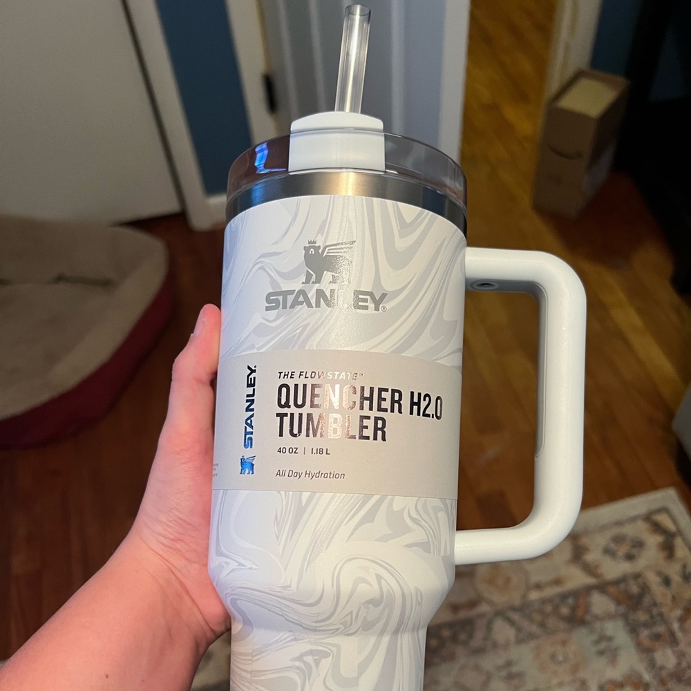 Stanley cup 40 oz tumbler